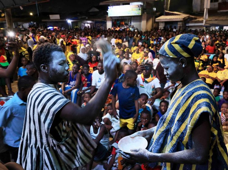 Suasana Mistis, Suporter Ghana Gelar Ritual Saat Lawan Inggris