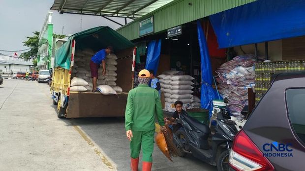 Suasana Pasar Induk Beras Cipinang (PIBC), Jakarta, Rabu (24/6/2026). Suasana Pasar Induk Beras Cipinang (PIBC), Jakarta, Rabu (24/6/2026). (CNBC Indonesia/Martyasari Rizky)
