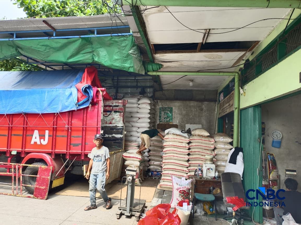 Suasana Pasar Induk Beras Cipinang (PIBC), Jakarta, Rabu (24/6/2026). Suasana Pasar Induk Beras Cipinang (PIBC), Jakarta, Rabu (24/6/2026). (CNBC Indonesia/Martyasari Rizky)