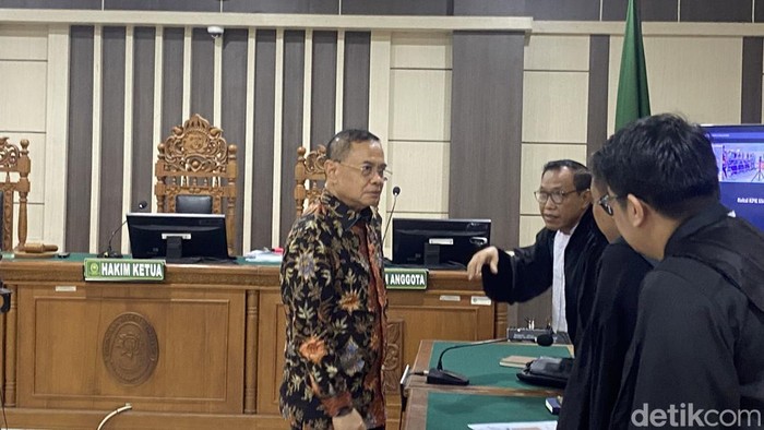 Suasana sidang Bupati Pati nonaktif Sudewo di Pengadilan Tipikor Semarang, Kecamatan Semarang Barat, Kota Semarang, Selasa (24/6/2026).