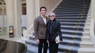 Gaya Syahrini Rayakan Ultah Reino Barack di Belgia, Tenteng Tas Hermes Langka
