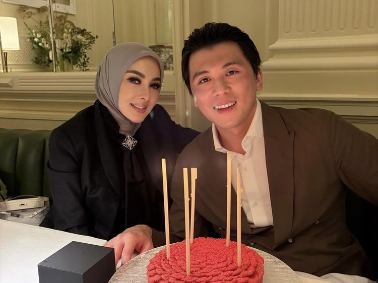 Syahrini Rayakan Ultah Reino Barack di Belgia: Terima Kasih Jadi Rumah Buat Kami