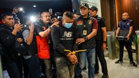 KDM Serahkan Tabungan Rp 250 Juta ke Keluarga Korban Taufik Hidayat