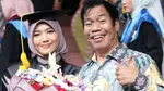 Temon Bangga Anak Lulus Cumlaude Sarjana Hukum