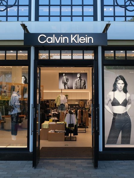 Iklan adidas & Calvin Klein Dilarang di Inggris, Klaim Daur Ulang Menyesatkan