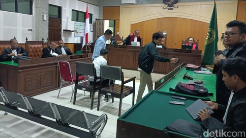 Sidang dugaan gratifikasi anggota DPRD NTB di Pengadilan Tipikor Mataram, Rabu (24/6/2026).