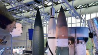Sejumlah koleksi ikonik seperti Teleskop Luar Angkasa Hubble, Skylab, pesawat tempur P-51 Mustang, dan pesawat mata-mata Lockheed U-2 kembali dipamerkan kepada publik. REUTERS/Jonathan Ernst