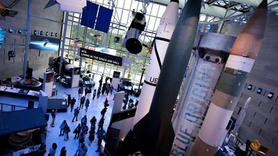 Wajah Baru Museum Udara dan Antariksa Smithsonian