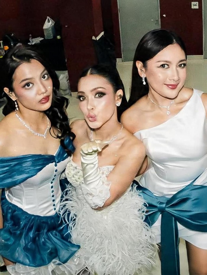 Aruma, Meiska, dan Prinsa Mandagie