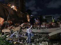 Video Detik-detik Bangunan Ambruk saat Gempa Kembar Guncang Venezuela
