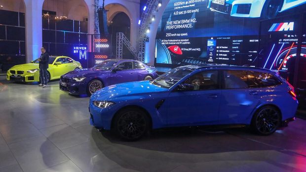 BMW M2 dan M3 Touring terbaru meluncur di Indonesia