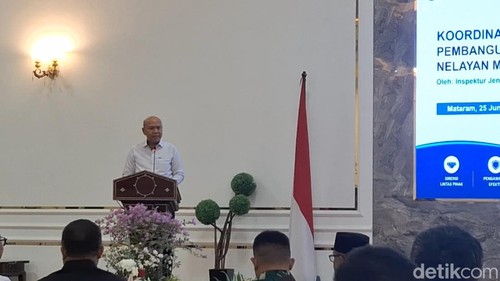 Inspektur Jenderal Kementerian Kelautan dan Perikanan (KKP), Ade Tajudin Sutiawarman, saat hadir di Pendopo Wali Kota Mataram, Kamis (25/6/2026). (Foto: Nathea Citra/detikBali)