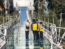 Kelayakan Jembatan Kaca Bromo Diperiksa BGTS, Ini Hasilnya