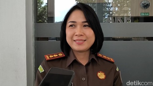 Kajari Lombok Timur, I Gusti Ayu Agung Fitria Chandrawati di Kantor Kejati NTB, Kamis (25/6/2026).