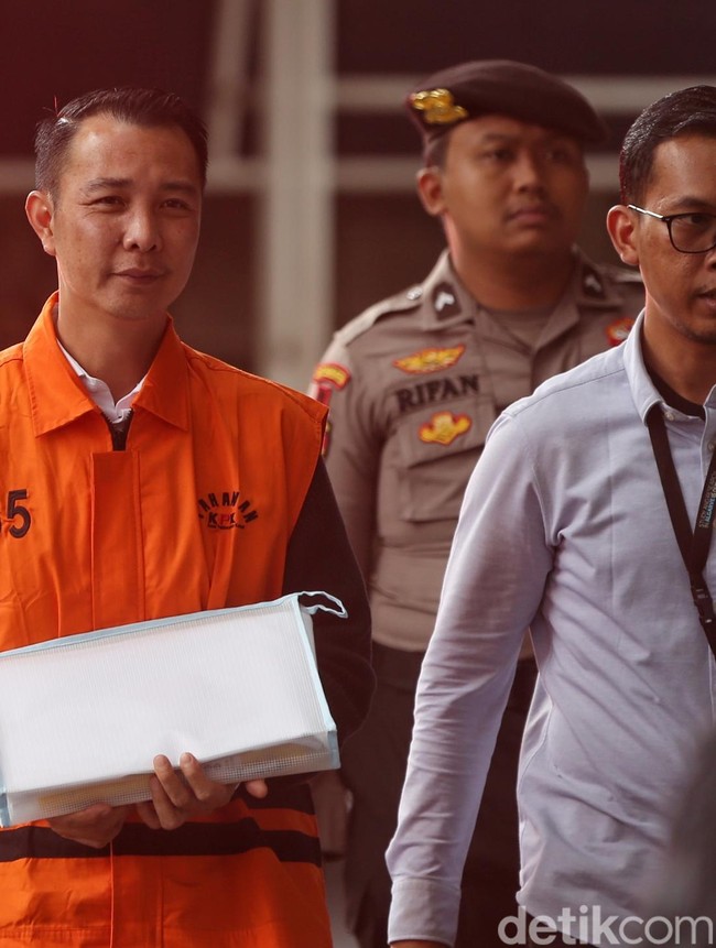 KPK Kembali Periksa Bupati Nonaktif Rejang Lebong