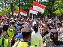 Warga Margadana Tegal Demo Tolak Operasional Tempat Hiburan Malam