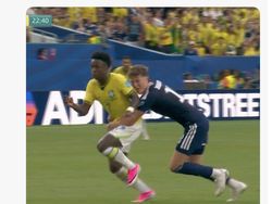 Dibabat Telak Brasil, Skotlandia Harap-harap Cemas