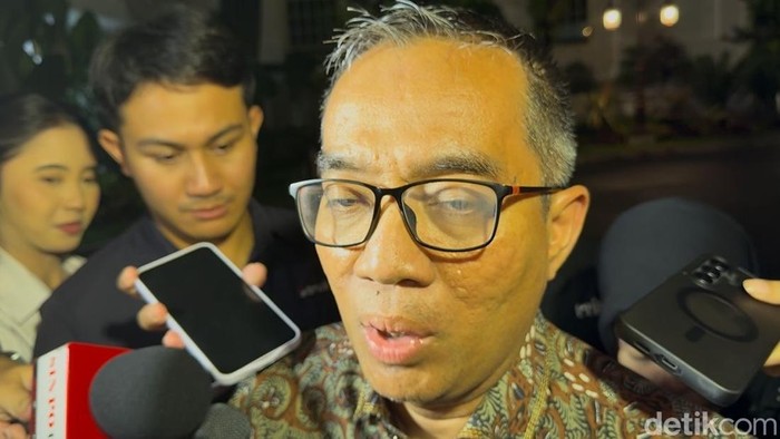Mendikti Saintek Brian Yuliarto (Firda/detikcom)