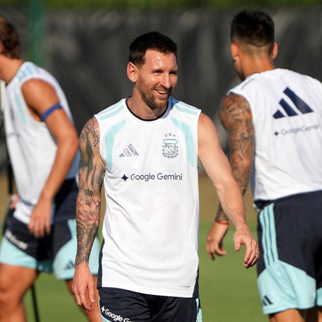 Messi Pimpin Latihan Argentina Jelang Laga Terakhir