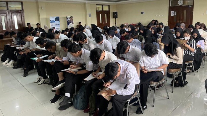 Peserta job fair di Tamansari Jakbar