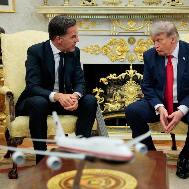 Potret Trump Ketemu Bos NATO, Ngaku Kecewa Nggak Dibantu Serang Iran