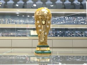 Replika Trofi Piala Dunia Bertabur Berlian, Harganya Capai Rp 1,4 Miliar