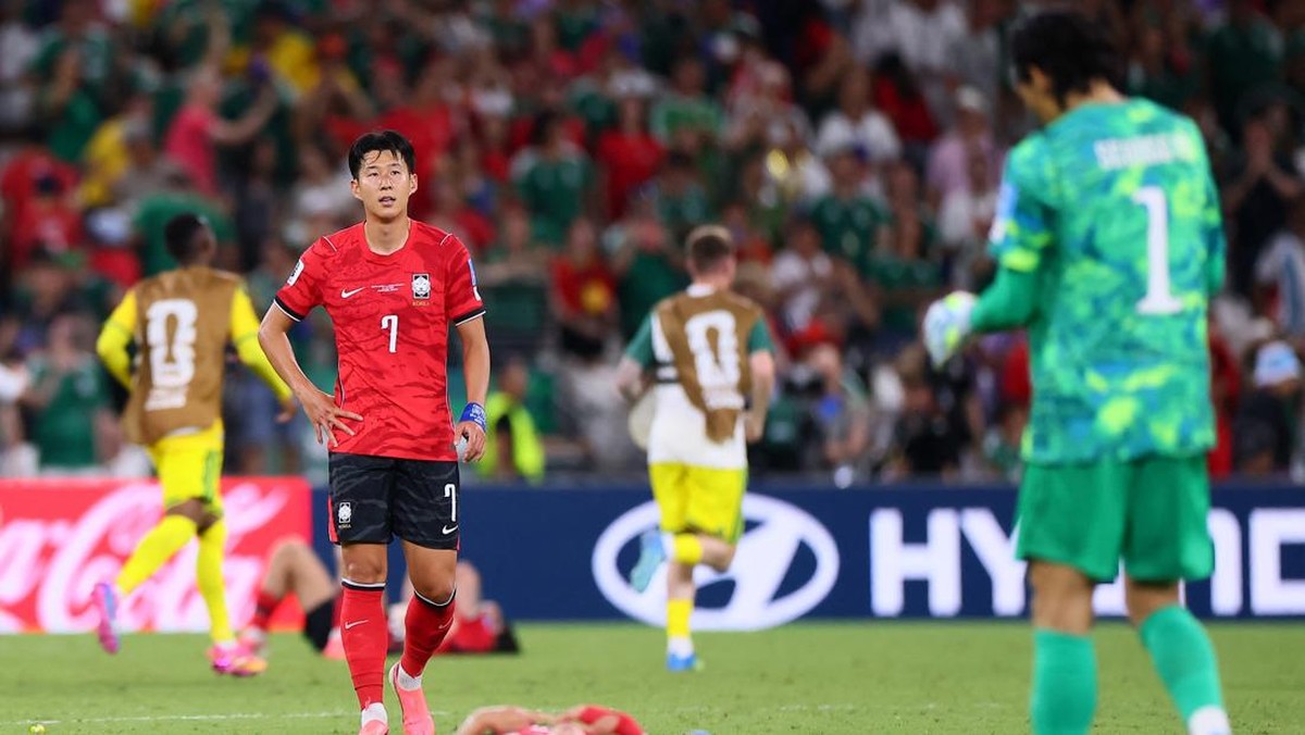 SOCCER-WORLDCUP-ZAF-KOR/