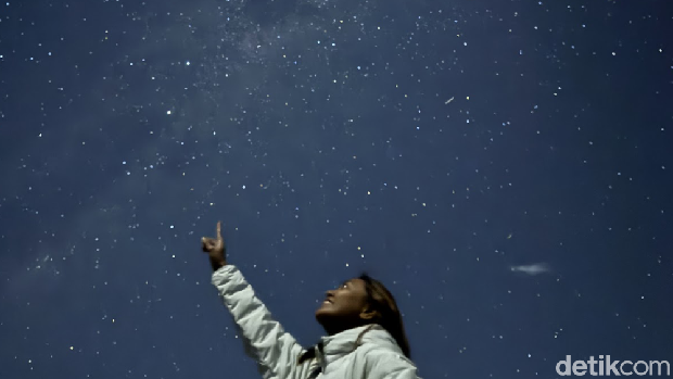 Stargazing di The Pinnacles di Australia Barat