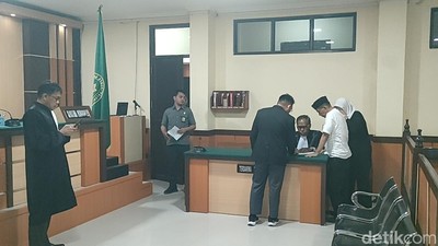 Eks Pj Bupati Polman Divonis 2 Tahun Bui di Kasus Penipuan Seragam Linmas