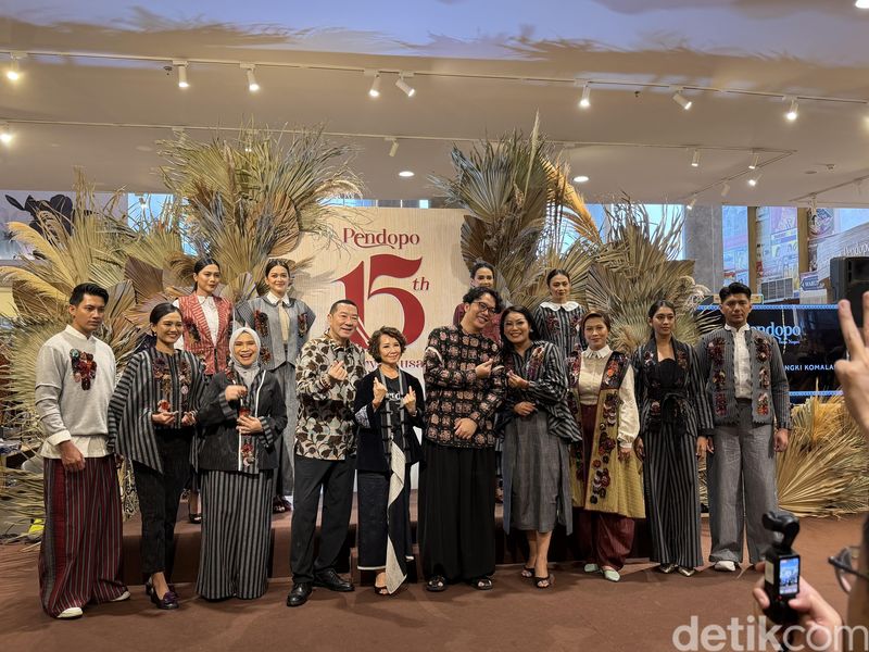 Adrie Basuki dan Yongki Komaladi di Ulang Tahun ke-15 Pendopo Adrie Basuki dan Yongki Komaladi di Ulang Tahun ke-15 Pendopo