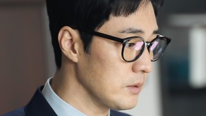 Episode perdana Agent Kim Reactivated tayang malam ini di SBS menggantikan slot tayang My Royal Nemesis. Drakor ini bisa disaksikan juga di Netflix. (Foto: dok. SBS)