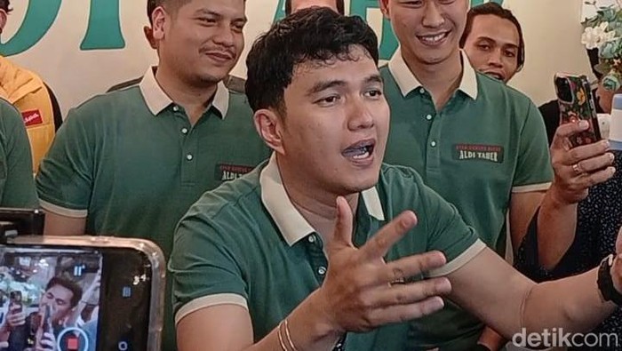Aldi Taher buka bisnis kuliner terbaru di Senopati, Jakarta Selatan.