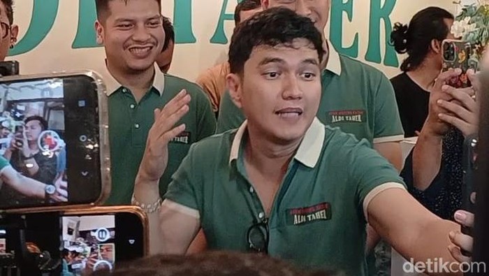 Aldi Taher buka bisnis kuliner terbaru di Senopati, Jakarta Selatan.