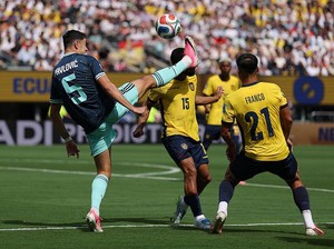 Kinerja VAR Kembali Disorot saat Sahkan Gol Jerman
