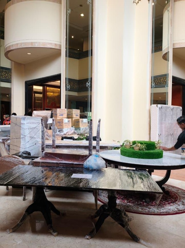 Foto: Gamelan hingga Kasur, Begini Isi Hotel Sultan yang Dipindahkan ke Bekasi
