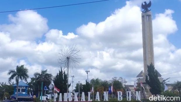 Bundaran Pancasila Pangkalan Bun Bundaran Pancasila Pangkalan Bun