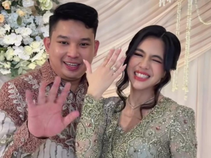 Semringah DJ Una Dilamar Andi Agum