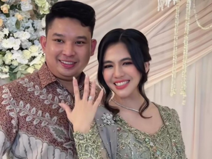 Semringah DJ Una Dilamar Andi Agum