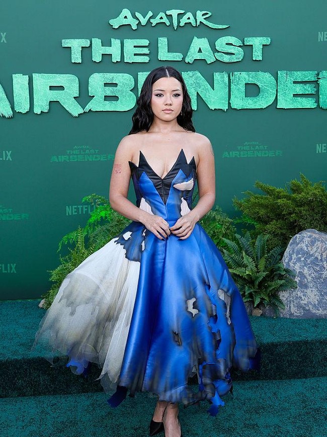 7 Gaya Fierce Elizabeth Yu, Pemeran Azula di Avatar: The Last Airbender
