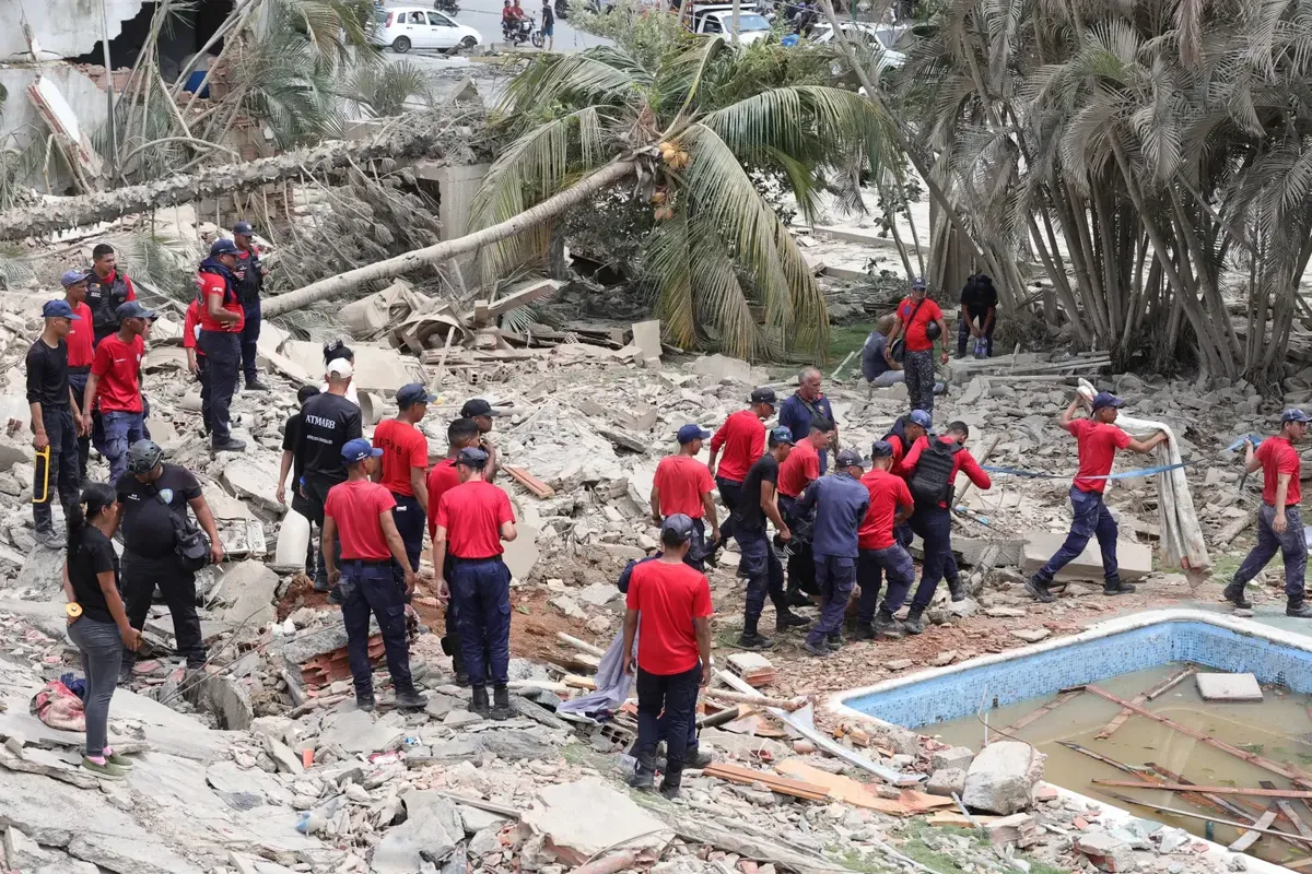 Twin Earthquakes Shake Venezuela: Hundreds Still Trapped in the Rubble