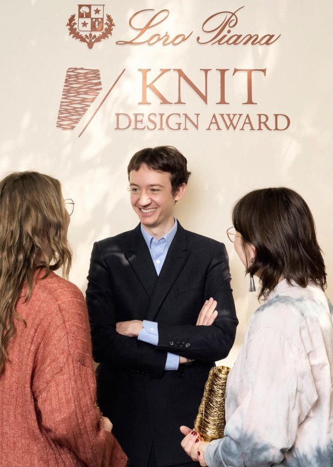 Frederic aktif membangun karier di perusahaan keluarga. Ia sempat menjabat CEO LVMH Watches yang membawahi TAG Heuer, sebelum dipercaya memimpin rumah mode mewah asal Italia, Loro Piana. Pada 2024, ia juga ditunjuk sebagai kepala perusahaan induk keluarga Arnault, Financière Agache. Foto: dok. Instagram @frederic.arnault