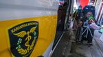Gaya Nyentrik Jemaah Haji Sulteng Pulang dari Tanah Suci