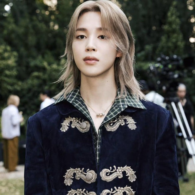 Visual Jimin BTS Jadi Sorotan, Postingan IG Beda dengan Hasil Getty Images