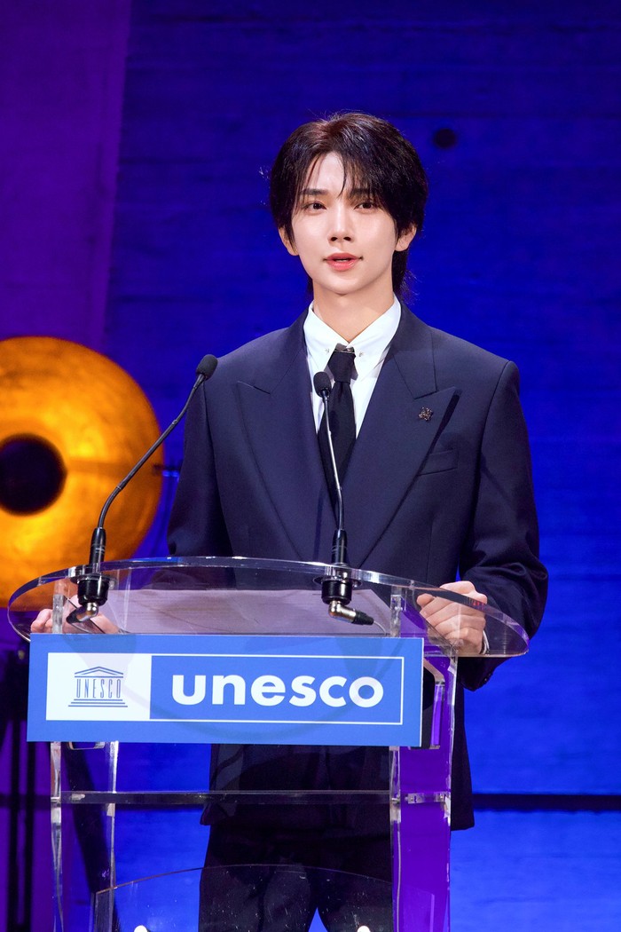 Joshua SEVENTEEN menghadiri event UNESCO x SEVENTEEN: Celebrating Youth, Creativity and Well-Being Together di markas UNESCO, Paris, Prancis, pada 25 Juni 2026 waktu setempat.