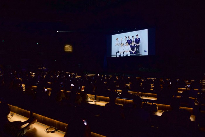 Joshua SEVENTEEN menghadiri event UNESCO x SEVENTEEN: Celebrating Youth, Creativity and Well-Being Together di markas UNESCO, Paris, Prancis, pada 25 Juni 2026 waktu setempat.