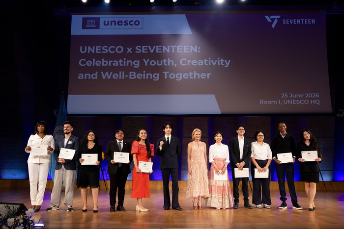 Joshua SEVENTEEN menghadiri event UNESCO x SEVENTEEN: Celebrating Youth, Creativity and Well-Being Together di markas UNESCO, Paris, Prancis, pada 25 Juni 2026 waktu setempat.