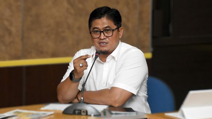 Kepala Dinas Perkim Sendi Apriadi