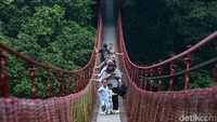Menyusuri Jembatan Gantung Situ Gunung, Terpanjang se-Asia