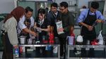 Belajar Jadi Barista hingga MUA, Warga Ikuti Pelatihan Kerja Gratis