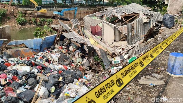 Rumah ambruk di Benhil. (Kurniawan/detikcom)